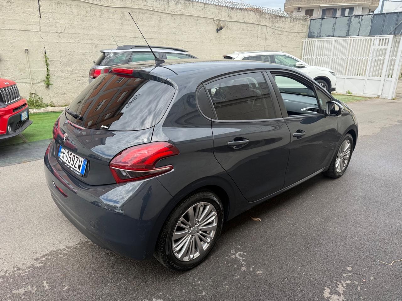Peugeot 208 1.2benzina 5 porte Style - 2018