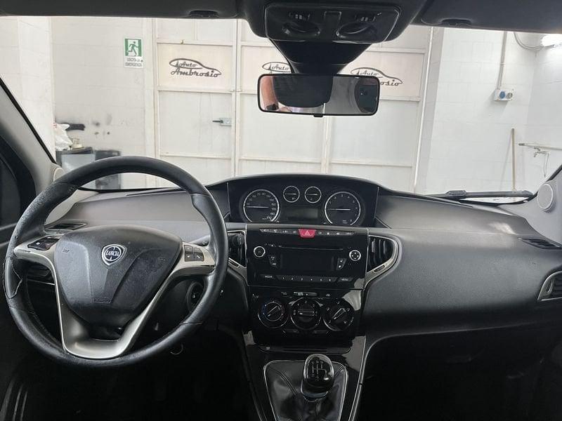 Lancia Ypsilon Ypsilon 0.9 Twinair 85 CV 5 porte Metano Ecochic Gold