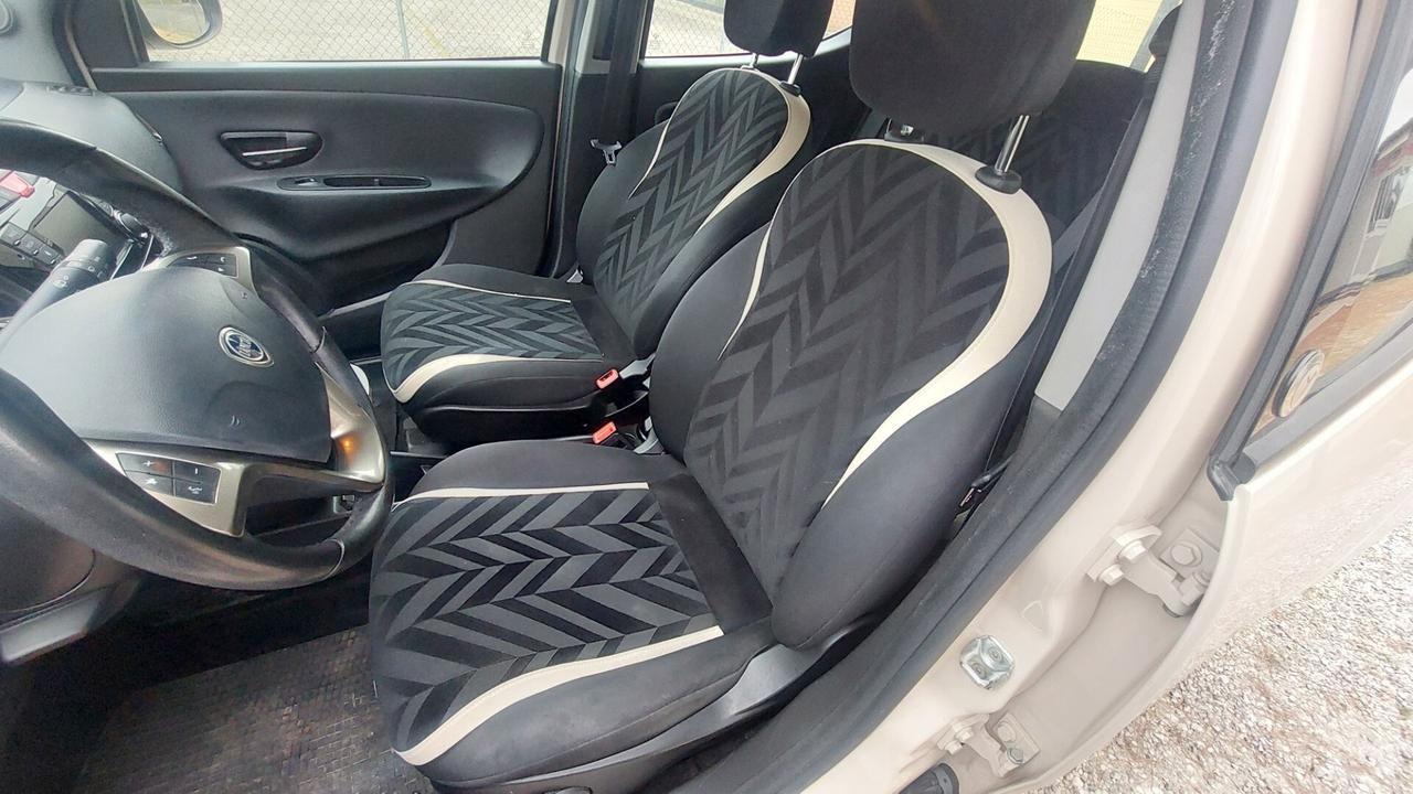 Lancia Ypsilon 1.2 69 CV 5 porte GPL Ecochic Gold