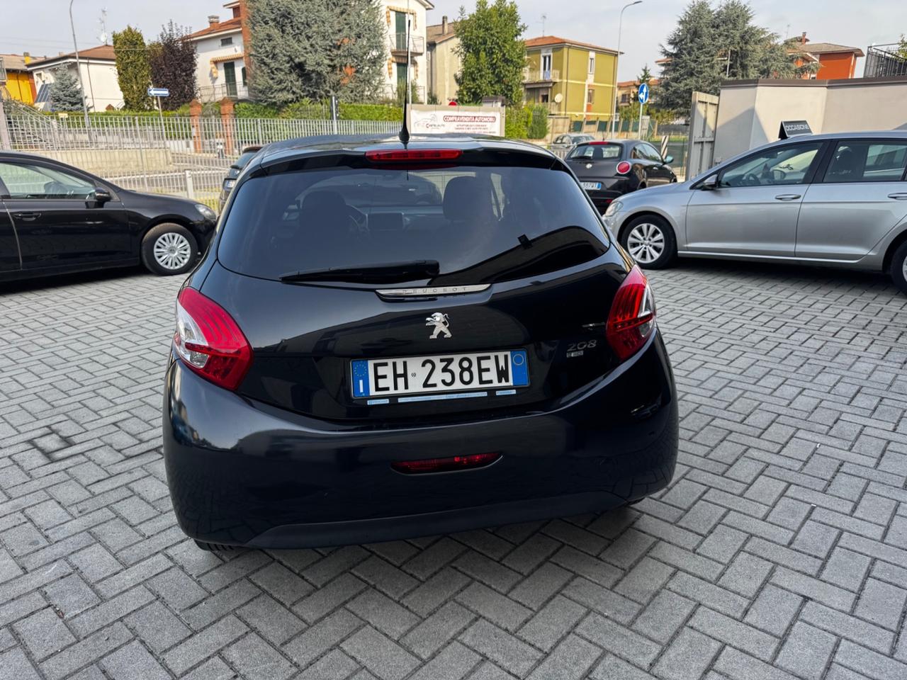 Peugeot 208 1.6 e-HDi 92 CV Stop&Start 5 porte Active
