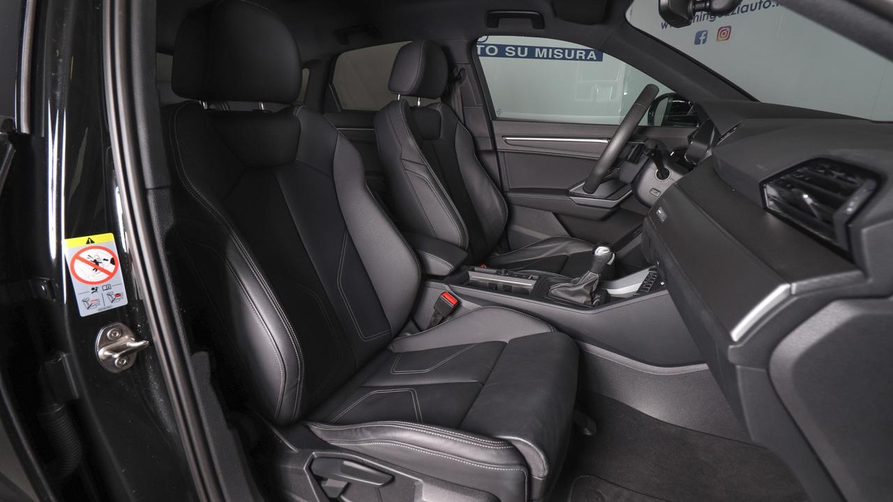 Audi Q3 Sportback 35 Tdi S-line Black Identity 150 Cv