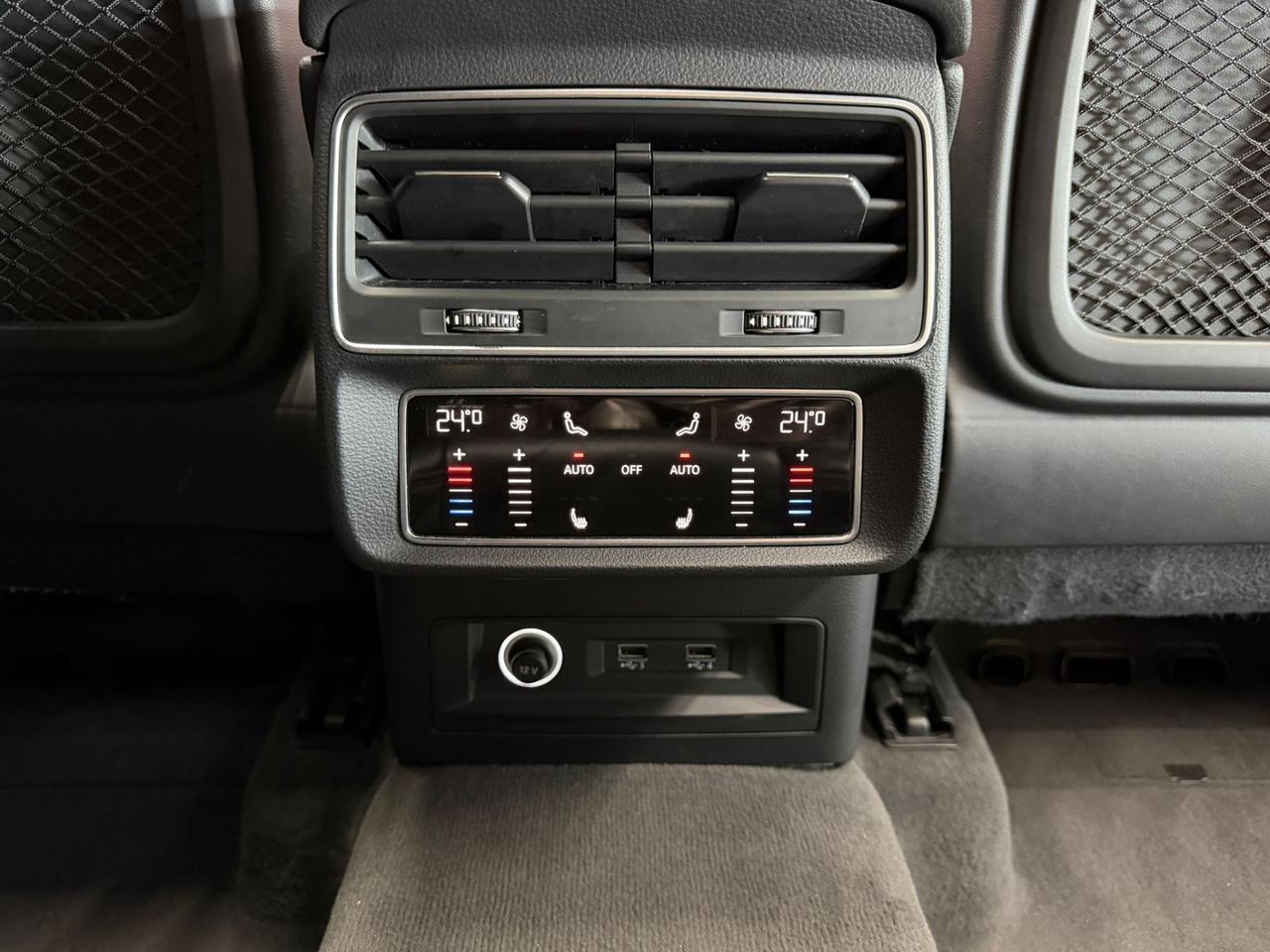 Audi Q8 50 TDI 286CV ALLES. SQ8 TETTO IVA DEDUCIBILE