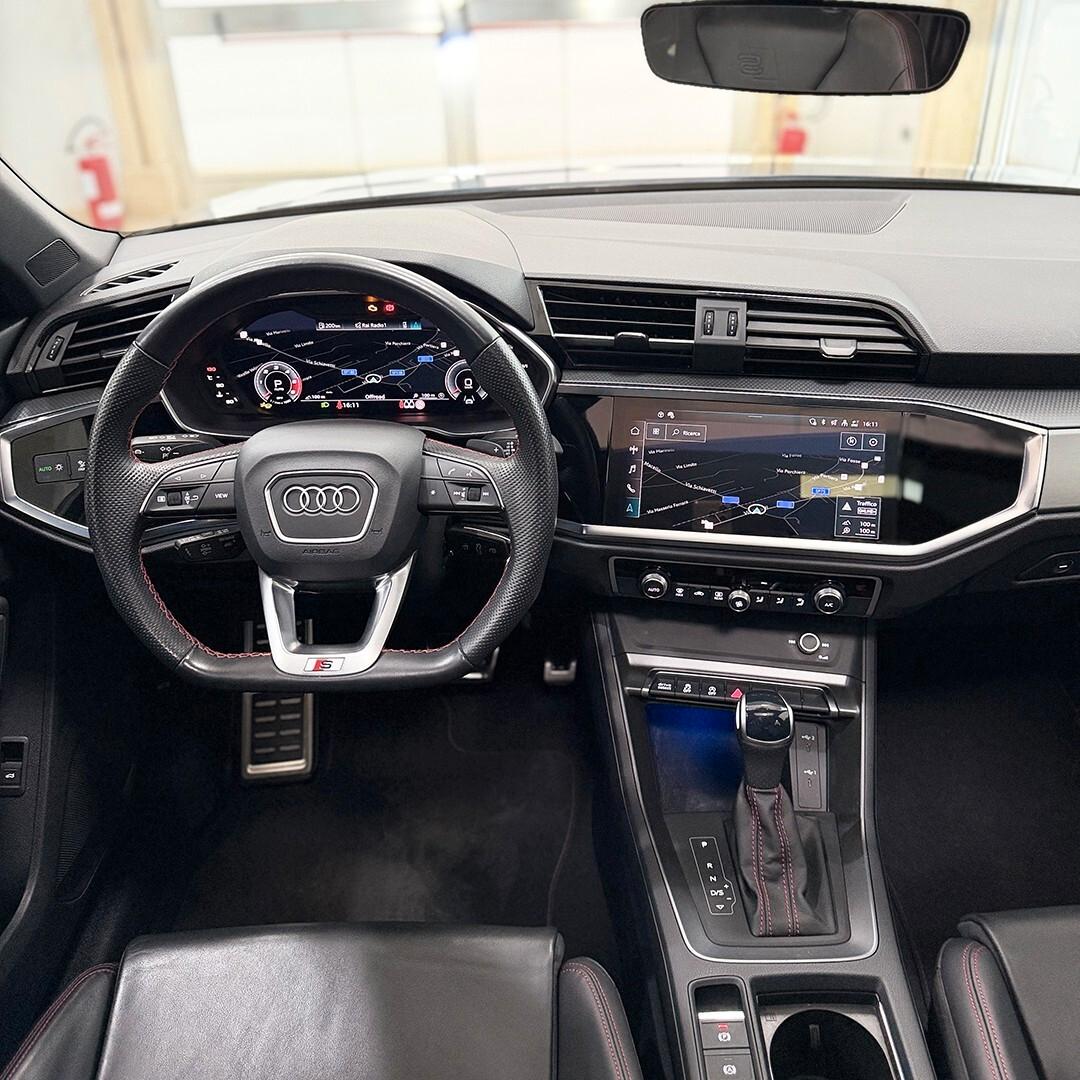 Audi Q3 Sportback 35 TDI Identity Black |tetto apribile|