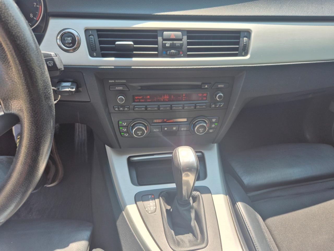 Bmw 325i -218CV Coupe' -AUTOMATICA-XENON-PELLE