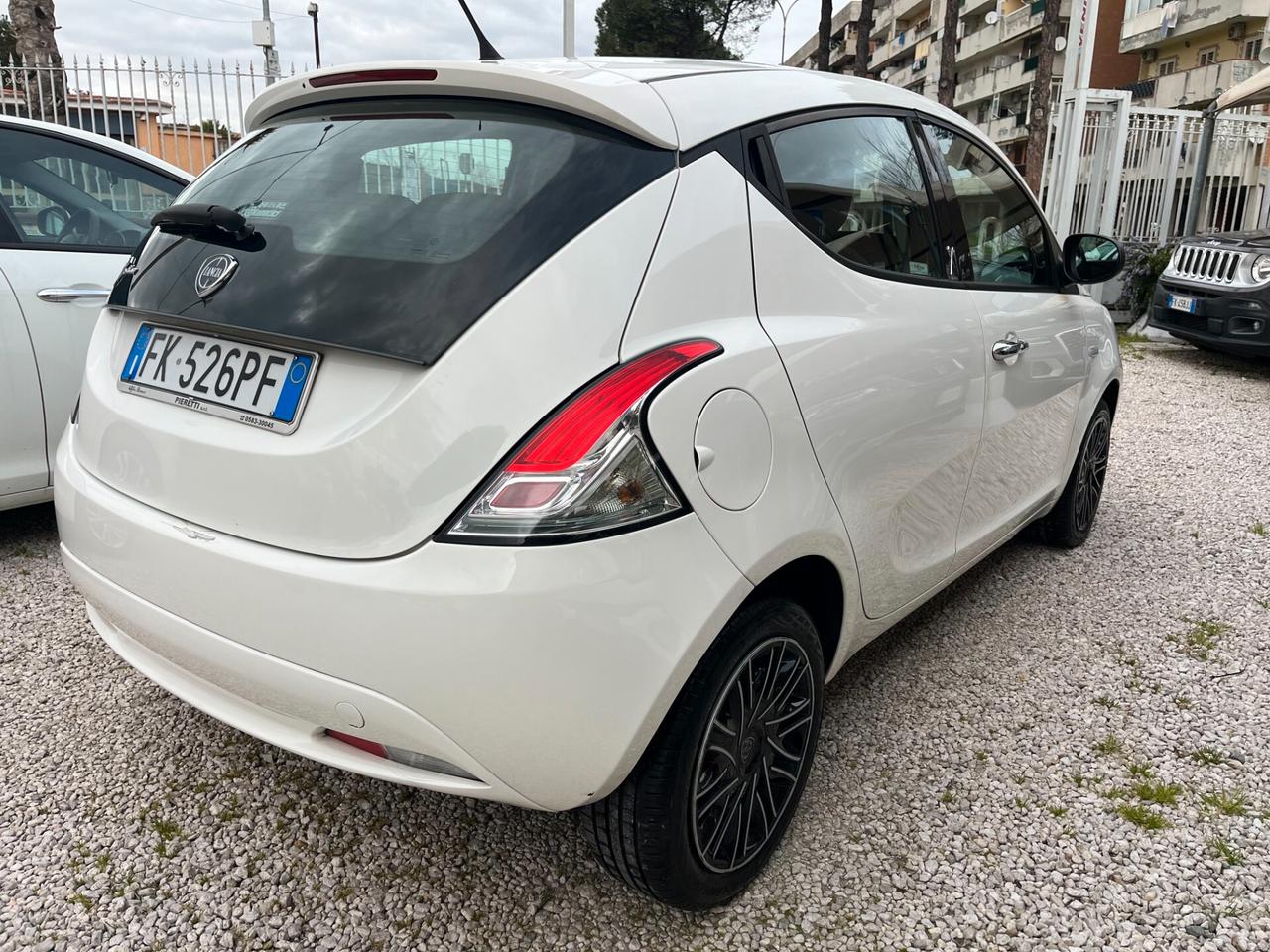 Lancia Ypsilon 1.2 69 CV 5 porte KM CERTIFICATI 1 PROPRIETARIO