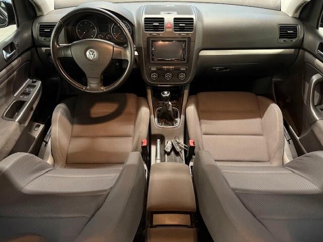 Volkswagen Golf 2.0 16V TDI 5p. Sportline