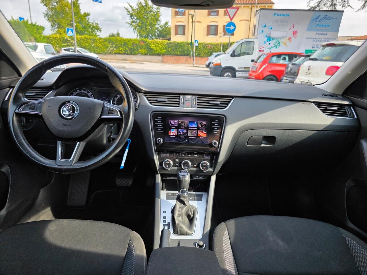 Skoda Octavia 2.0 TDI SCR 150 CV DSG Wagon Executive