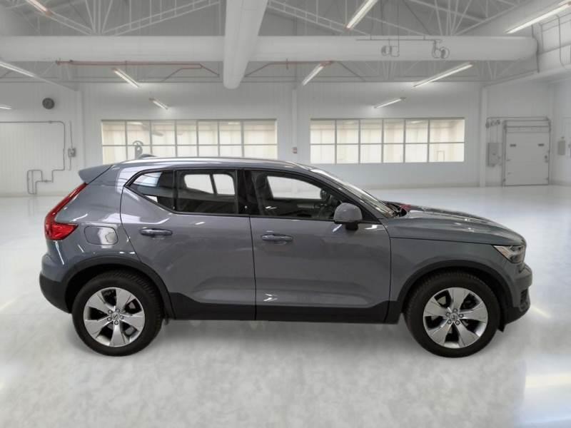 Volvo XC40 2.0 D4 Business Plus AWD Geartronic