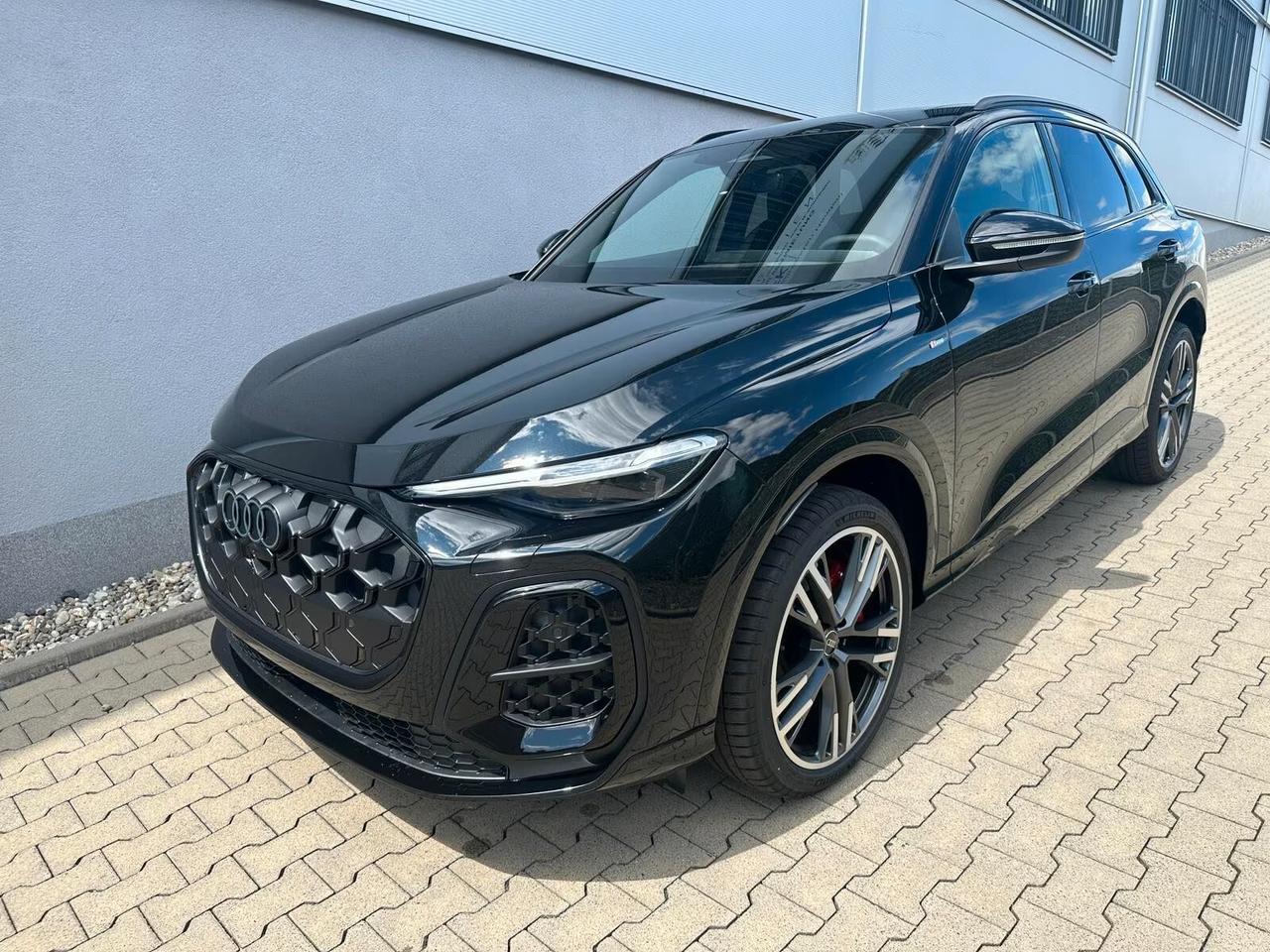 Audi Q5 40 TDI 204 CV quattro S tronic line PRONTA CONSEGNA