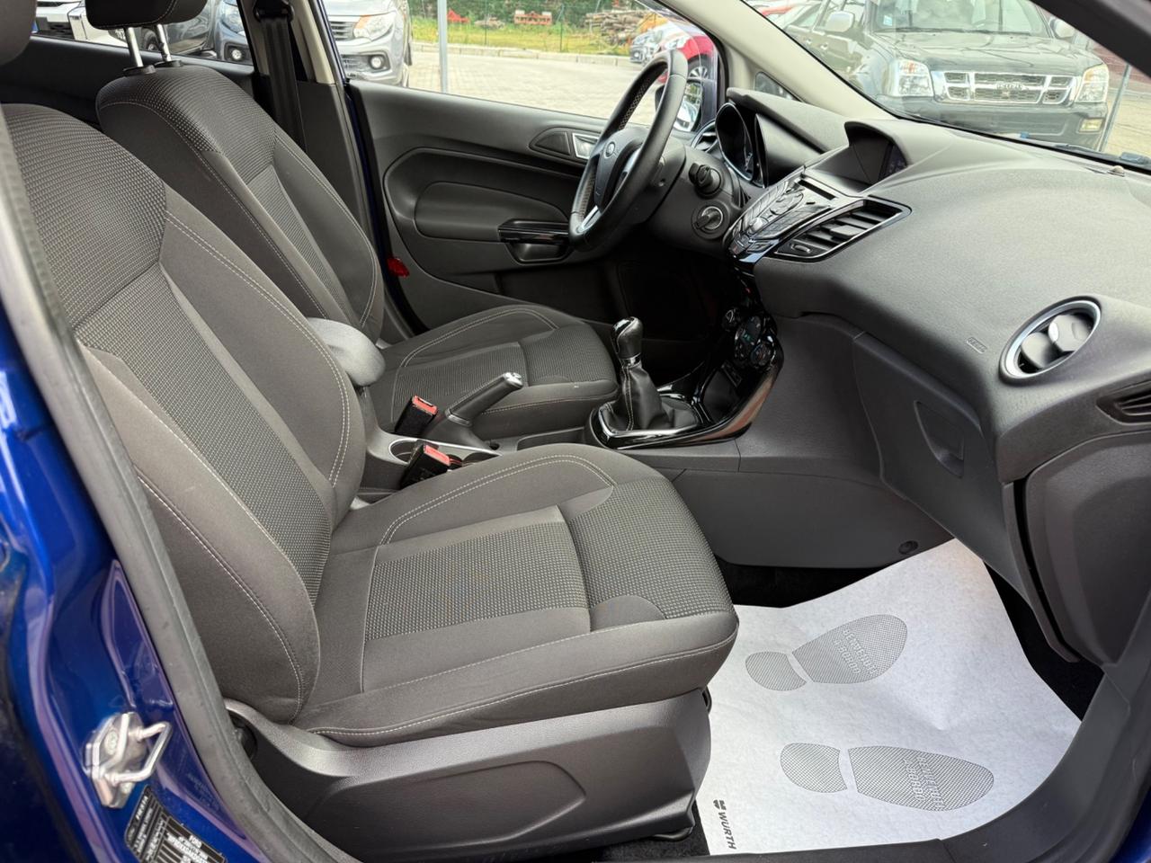 Ford Fiesta 1.5 TDCi 75CV 5 porte Titanium NEOPATENTATI