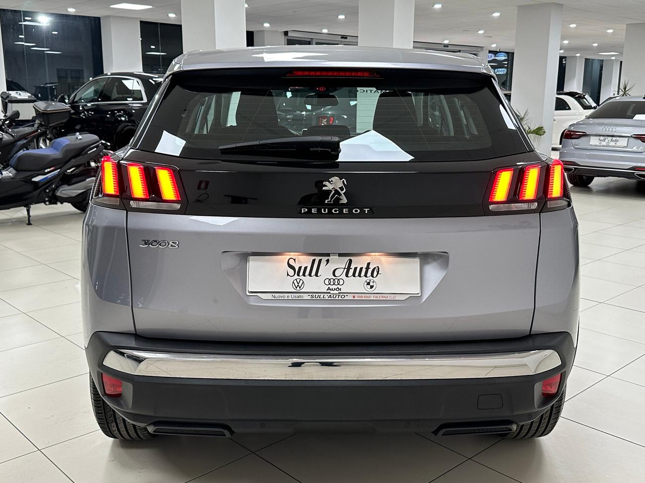 Peugeot 3008 BlueHDi 130 S&S EAT8 Business - 2020