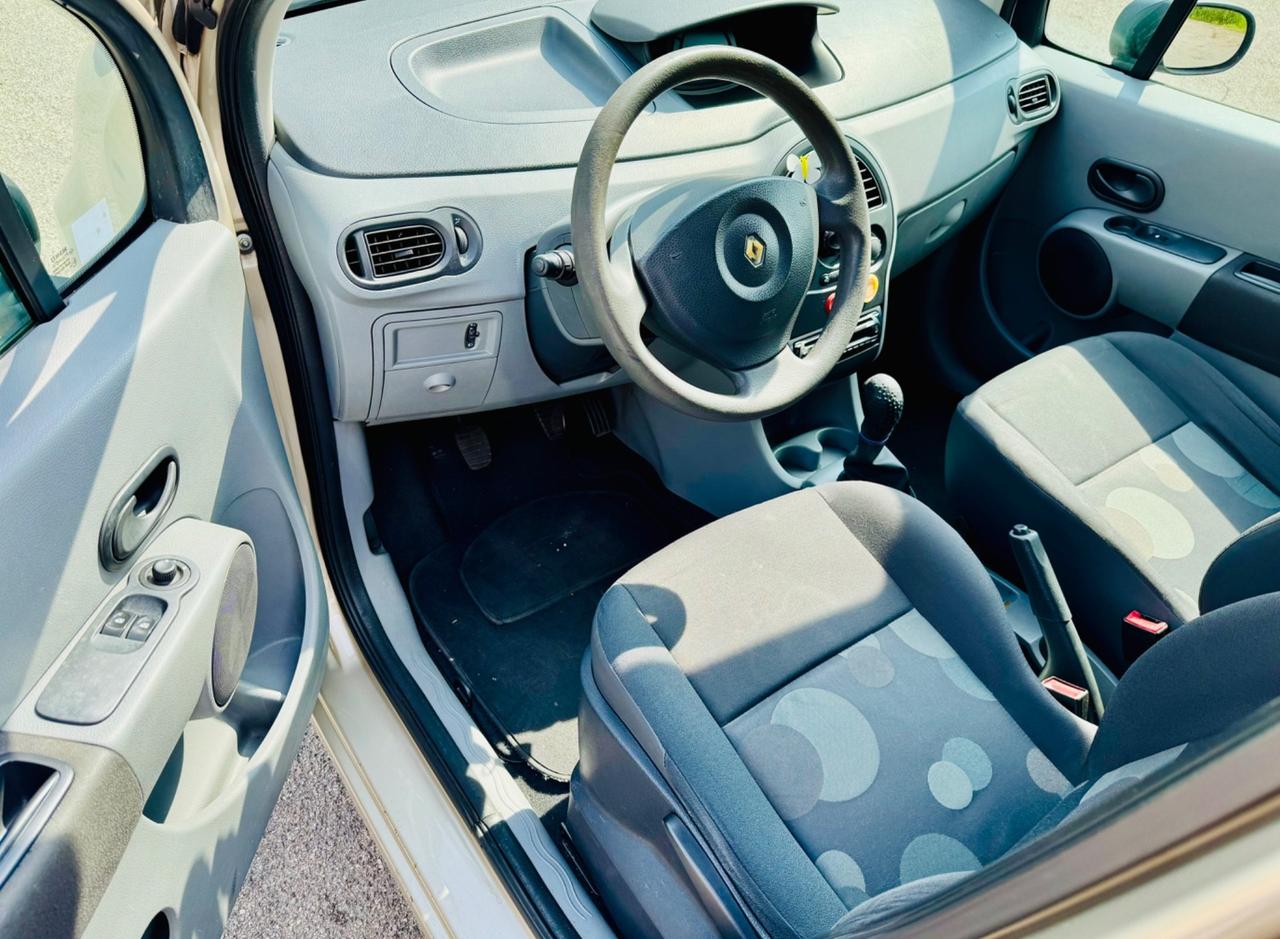 Renault Modus 1.2 16V Luxe 55kw