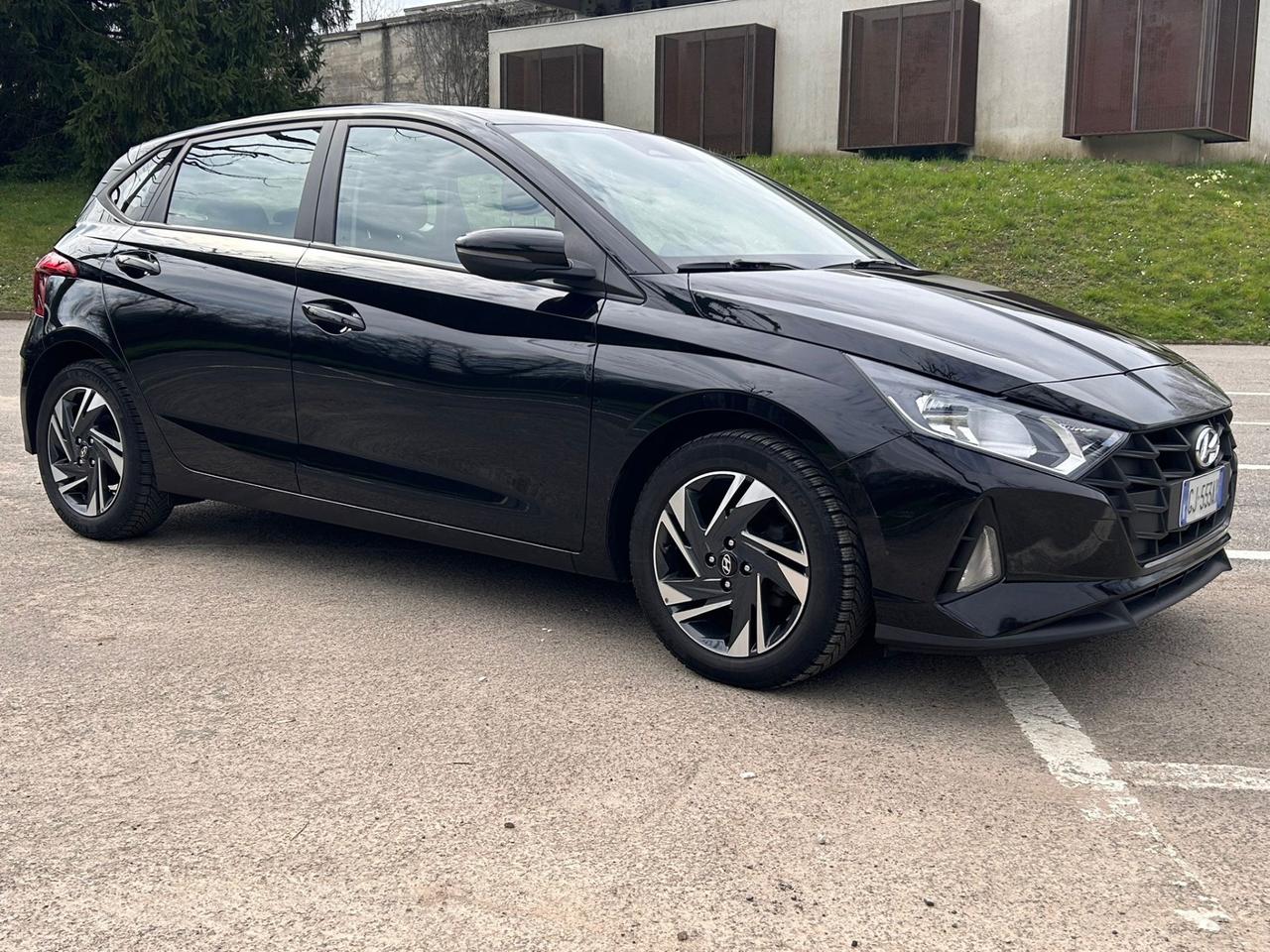 Hyundai i20 1.2 MPI 84CV ConnectLine 5p – 2022 – OK NEOPATENTATI – EURO6