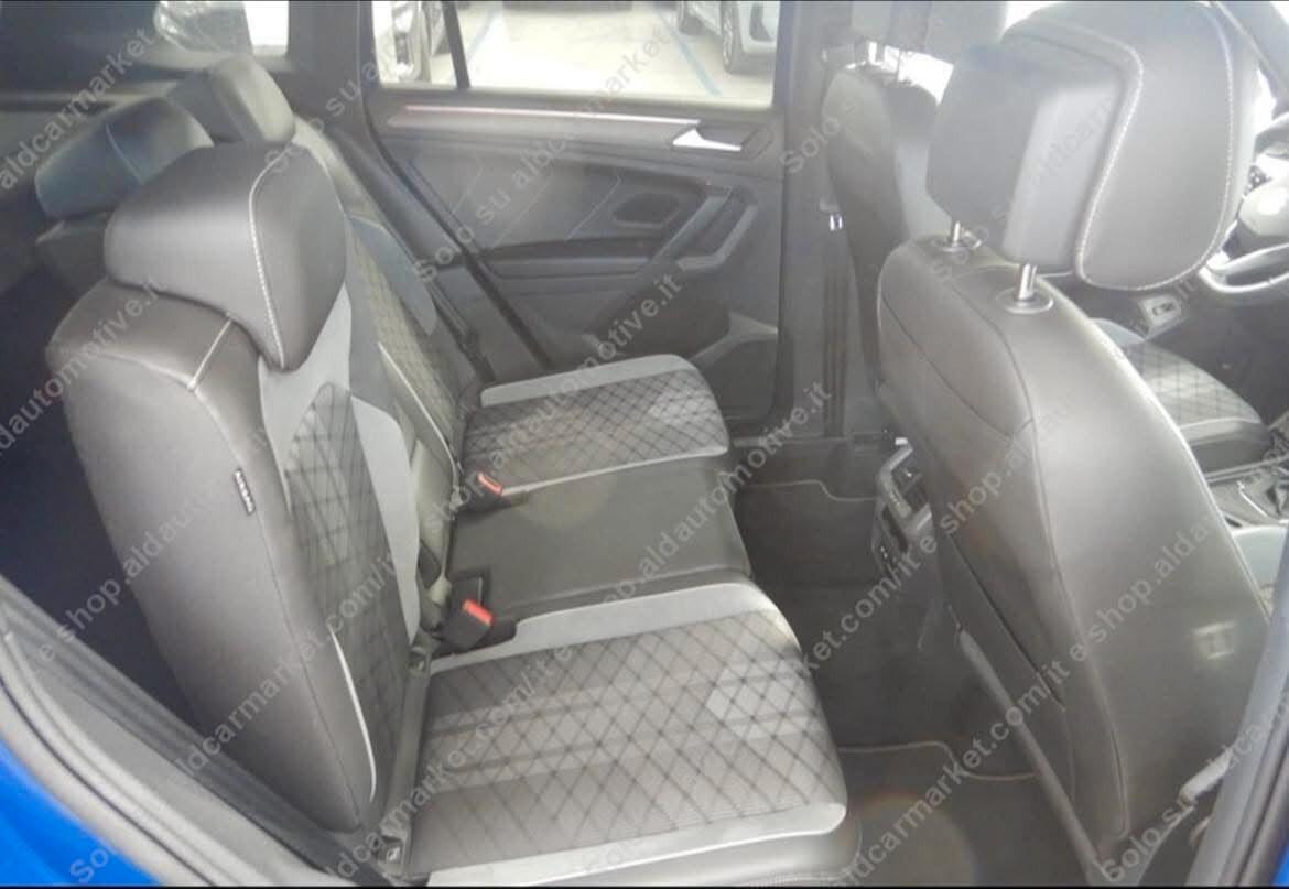 Volkswagen Tiguan 2.0 TDI 150 CV SCR DSG R-Line TETTO NAVY LED BLACK ED. 20