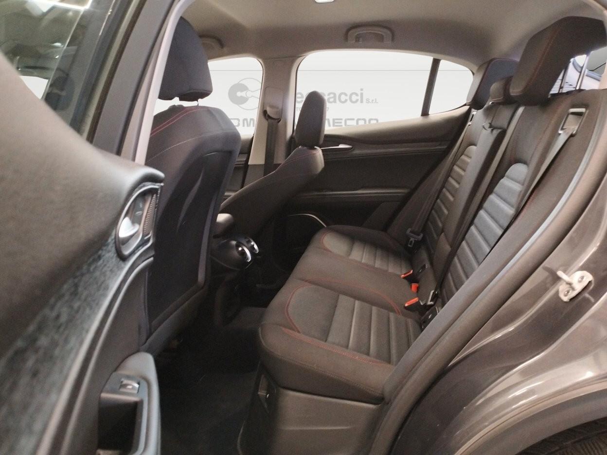 Alfa Romeo Stelvio 2.2 Turbodiesel 190 CV AT8 Q4 Business
