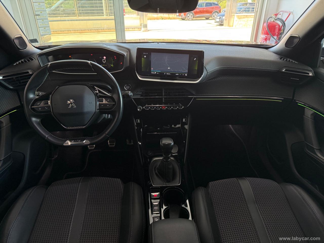 PEUGEOT 2008 PureTech 130 S&S Allure