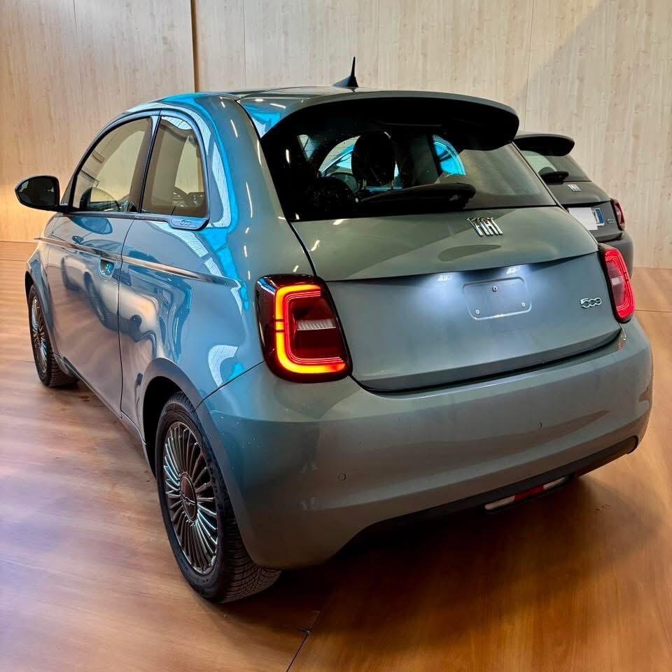 Fiat 500 500e 3+1 42 kWh Icon