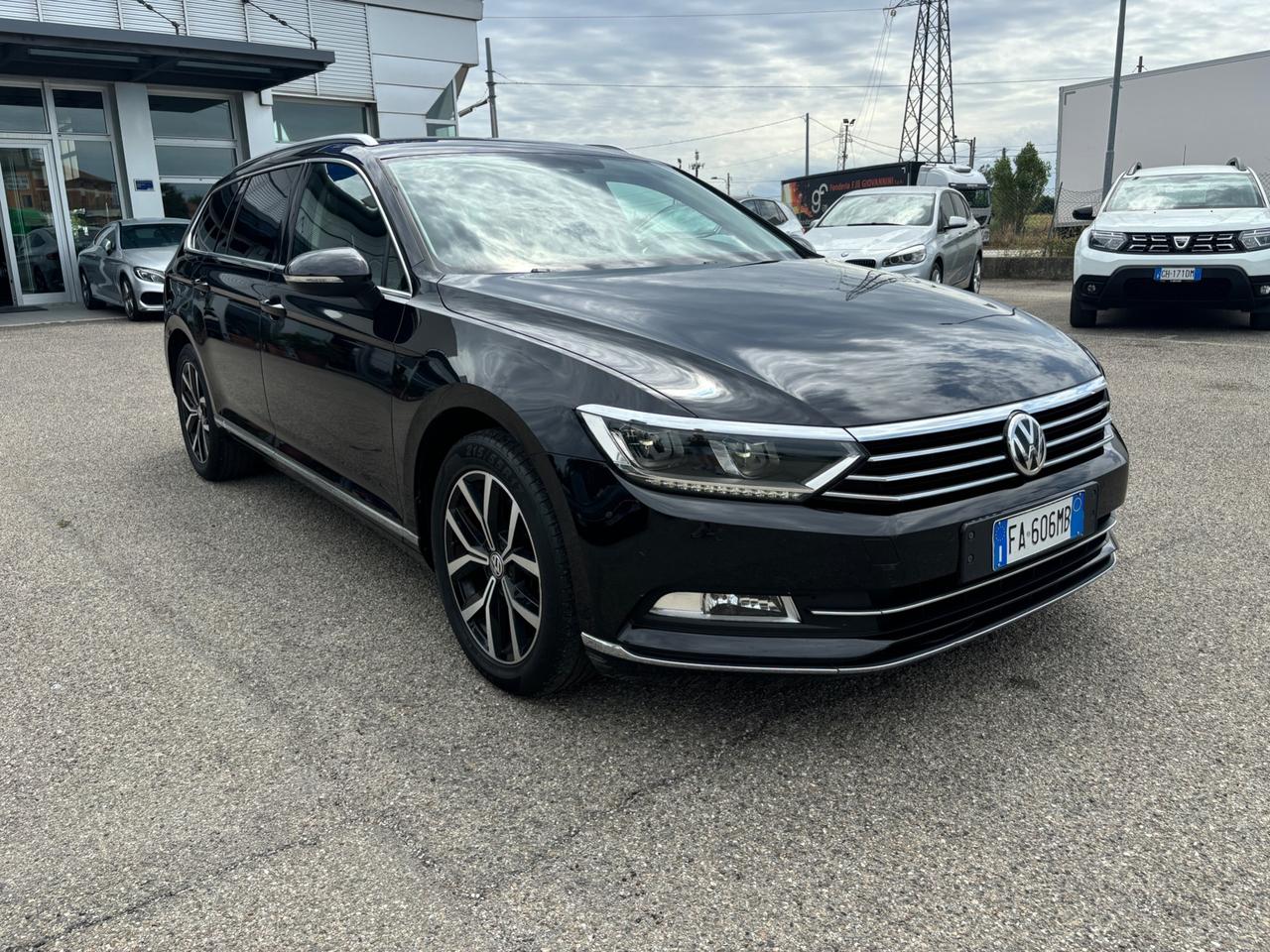 Volkswagen Passat Variant 2.0 TDI Highline BlueMotion Technology - 2015