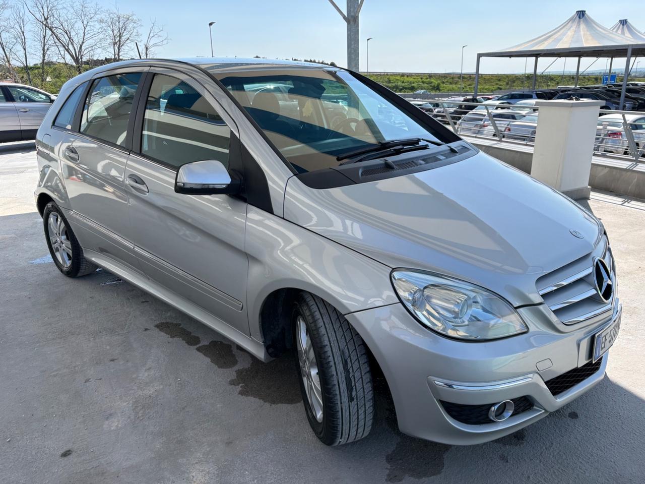 Mercedes-benz B 200 CDI Premium
