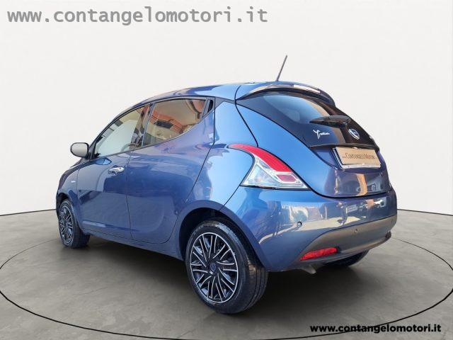 LANCIA Ypsilon 1.0 FireFly 5 porte S&S Hybrid Ecochic Silver