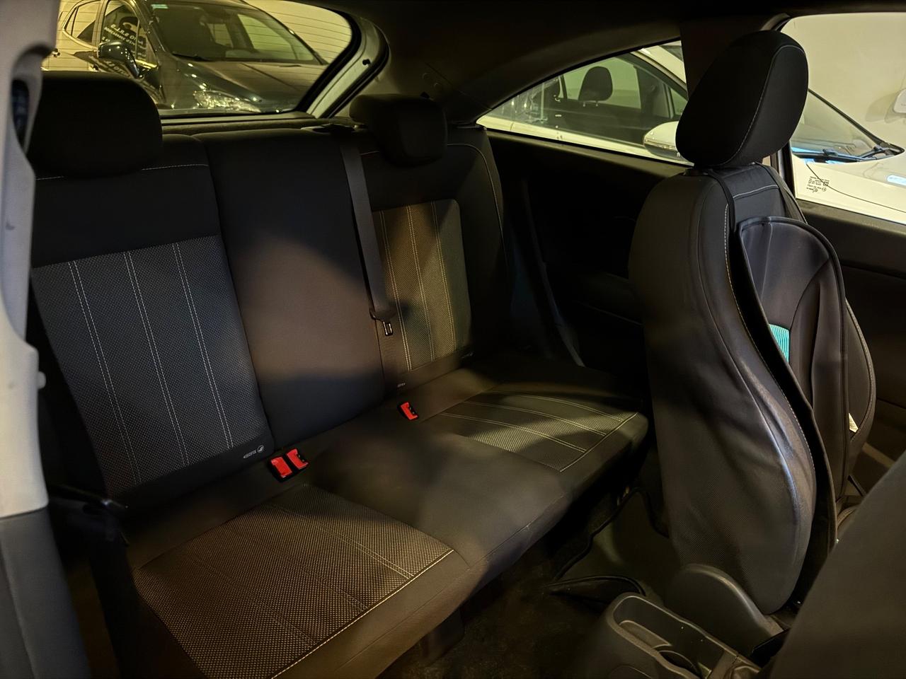 Opel Corsa 1.2 METANO BENZINA 2012