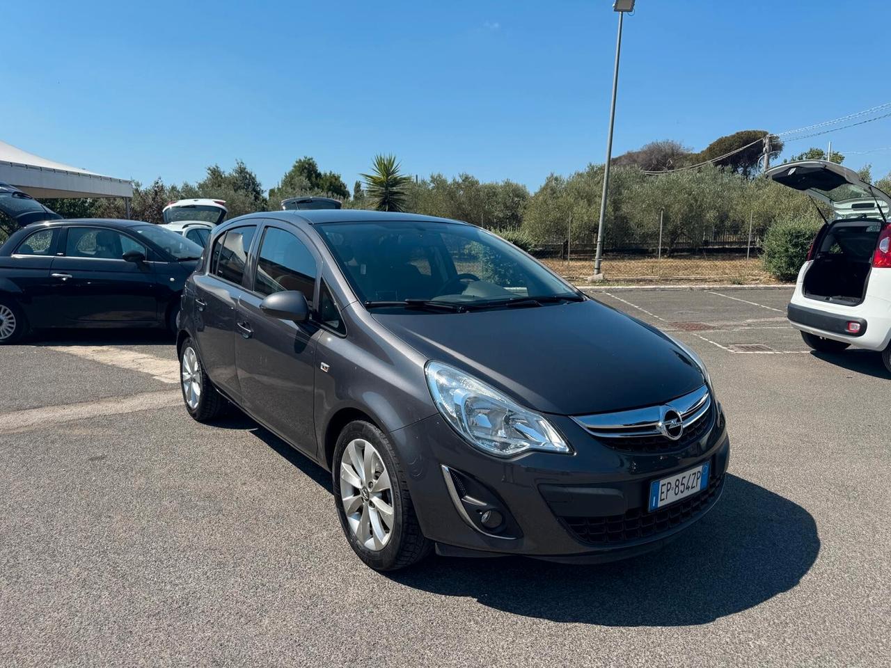 Opel Corsa 1.2 BENZ 85CV 5P KM 67000 - 2013