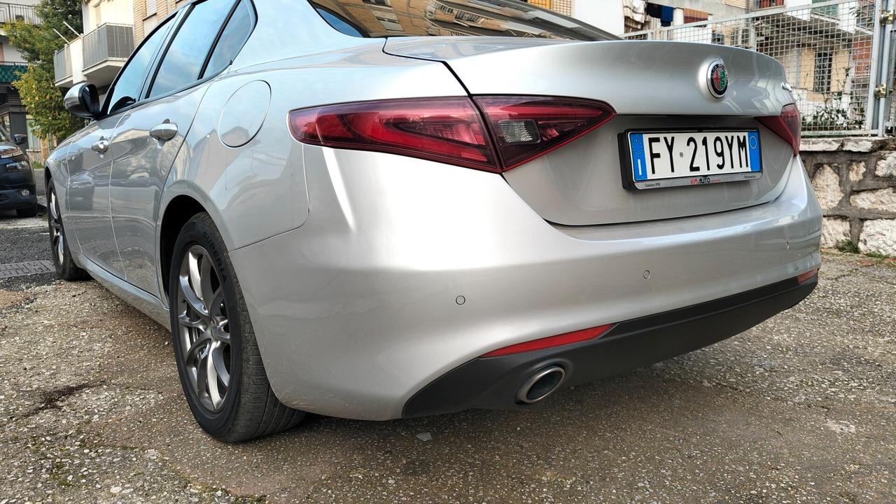 Alfa Romeo Giulia 2.2 Turbodiesel 160 CV AT8 Business