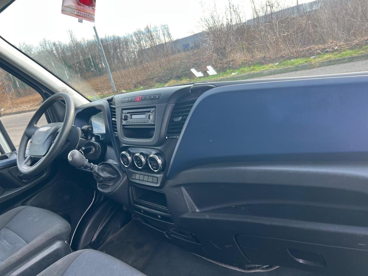 Iveco Daily 35S14 Euro6 64000km