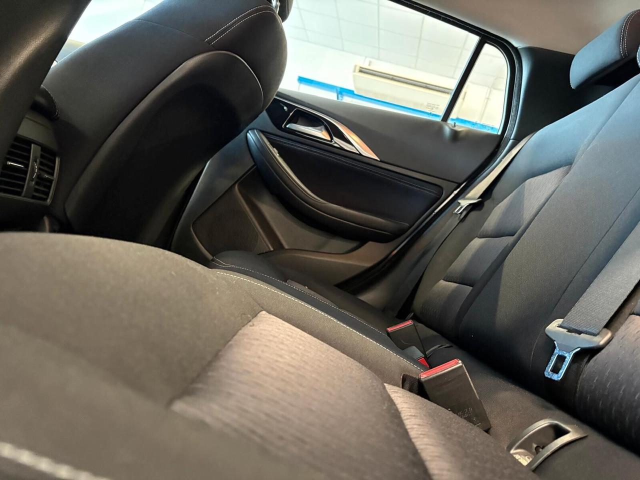 Infiniti Q30 BUSINESS 1.5 diesel DCT