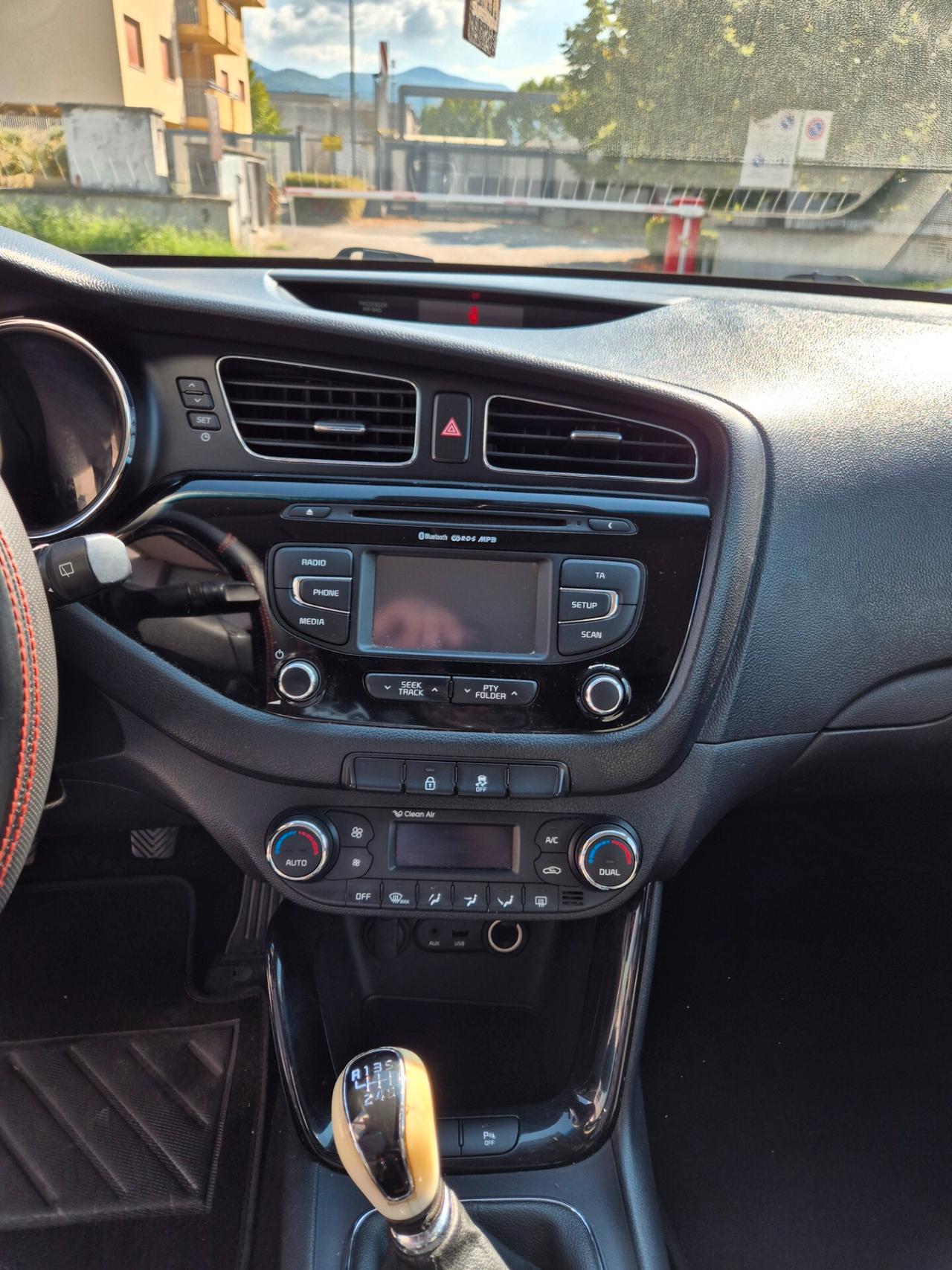 Kia Ceed cee'd 1.4 CRDi SW Cool