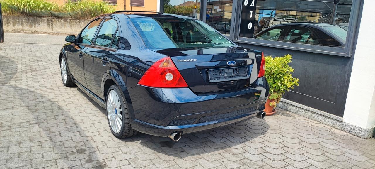 Ford Mondeo 3.0i V6 cat 4p. ST220