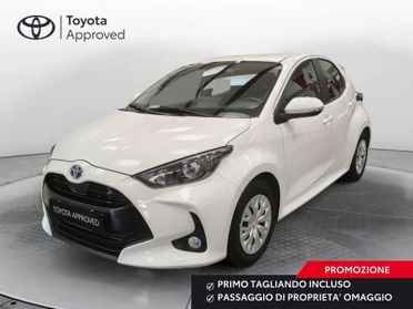 Toyota Yaris Hybrid Active MY22
