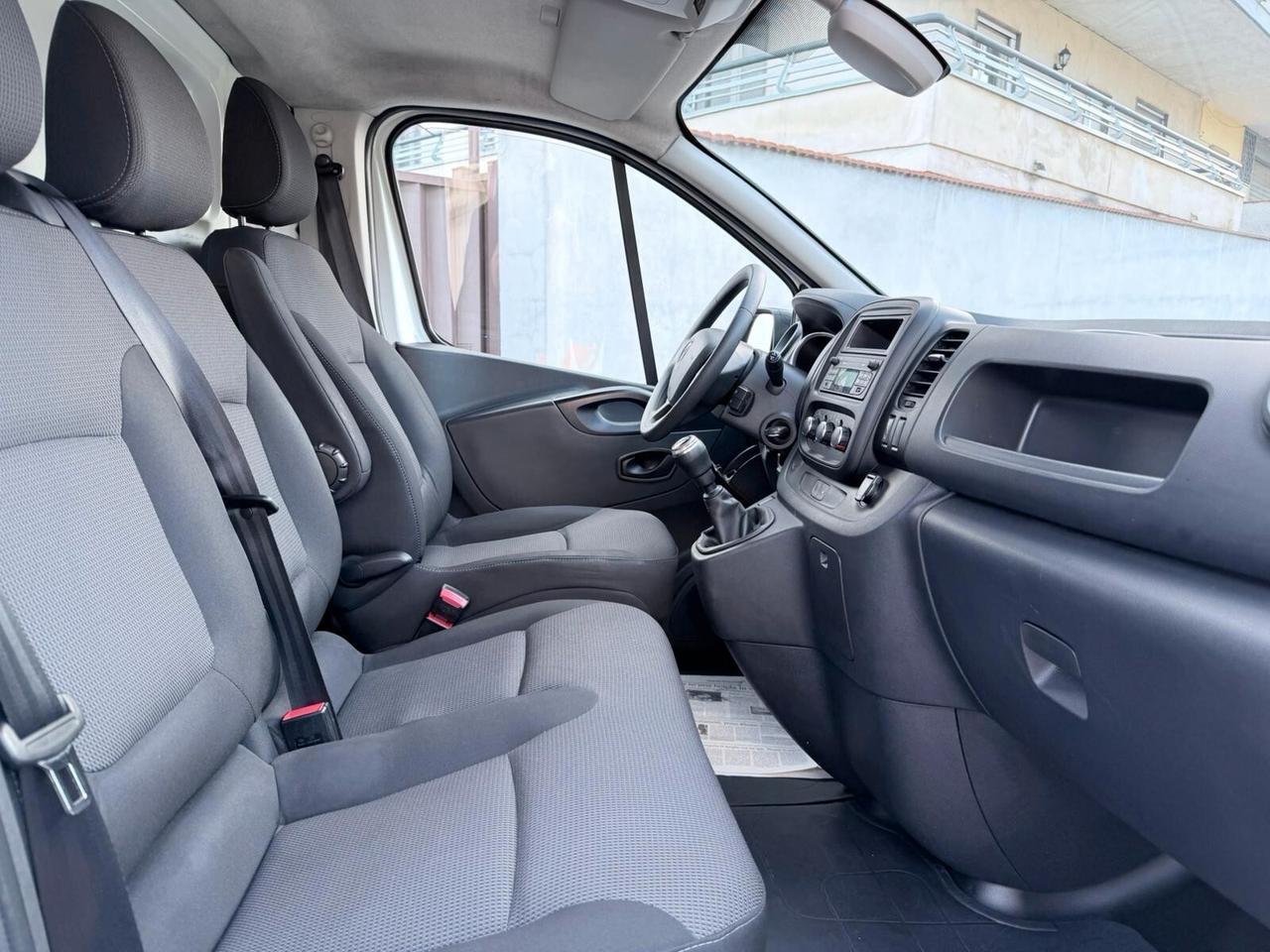 Renault TRAFIC 2.0HDI 145CV GRUPPO FRIGO COIBENTATO