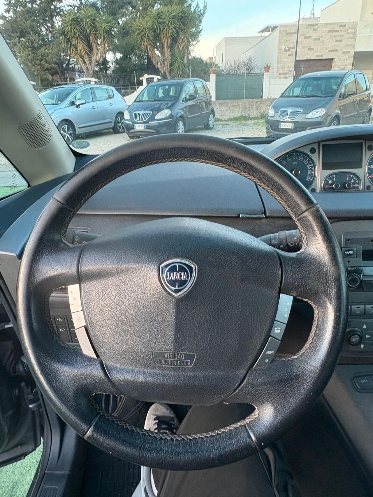 Lancia MUSA 1.4 8V Ecochic (GPL) Platinum