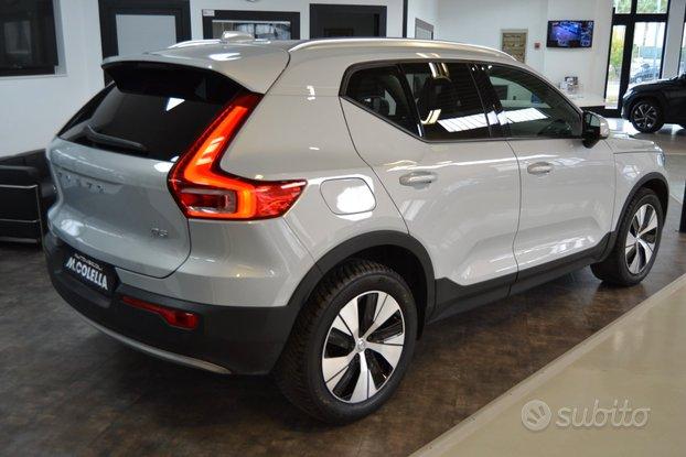 Volvo XC40 D3 MomentumPro AUTOCARRO/IVA.INCLUSA