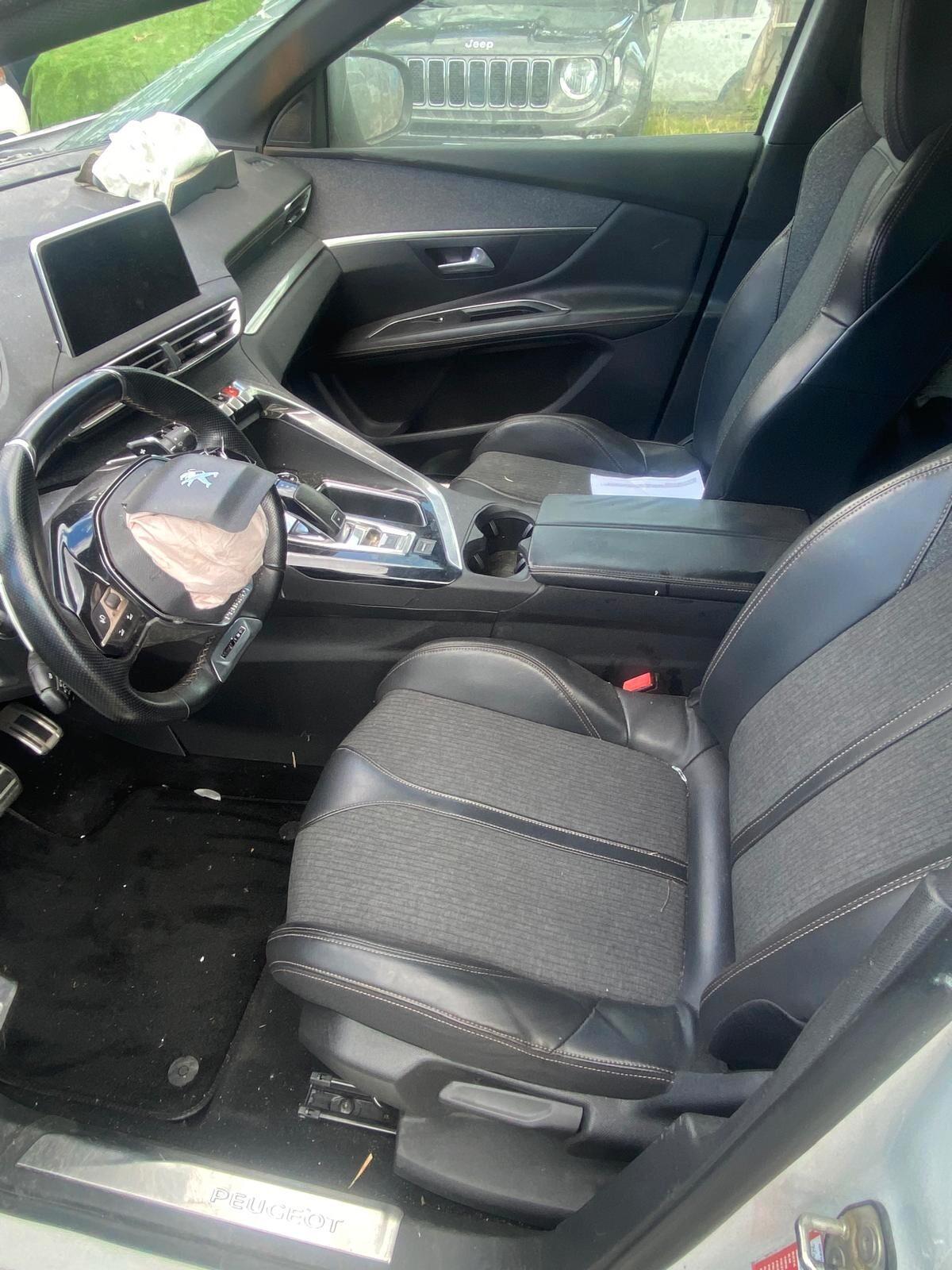 Peugeot 3008 2020 BlueHDi 120 S&S EAT6 GT Line SINISRATA