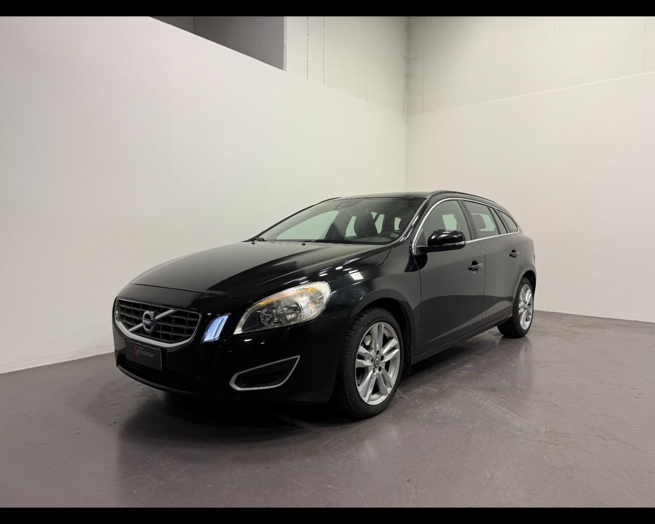 VOLVO V 60 2.0 D4 VED (D3) MOMENTUM