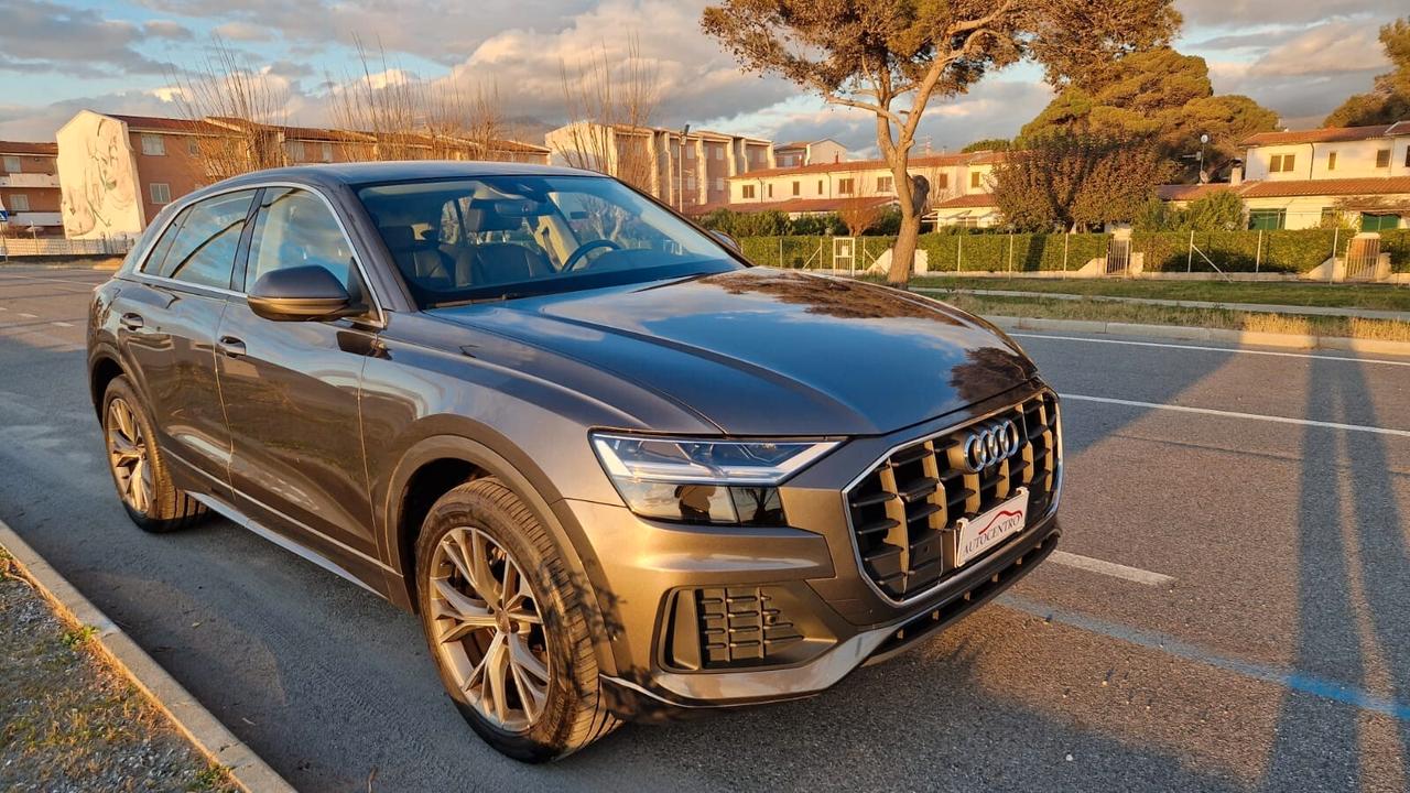Audi Q8 45 TDI quattro tiptronic Sport