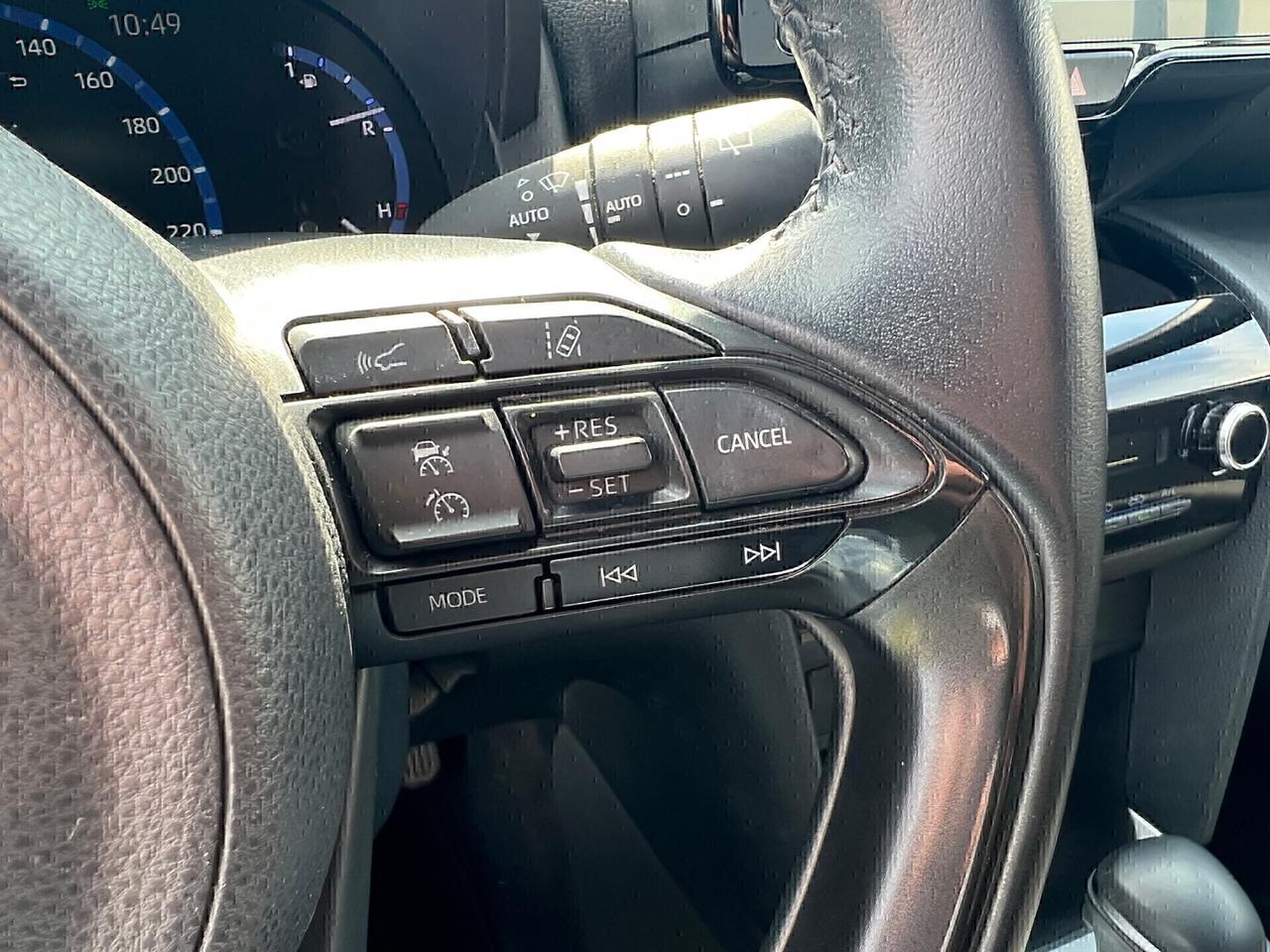 Toyota Yaris Cross 1.5Hybrid E-CVT AWD-2022