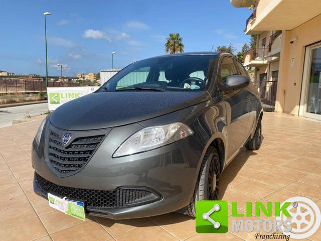 LANCIA Ypsilon 1.2 69 CV 5 porte Platinum