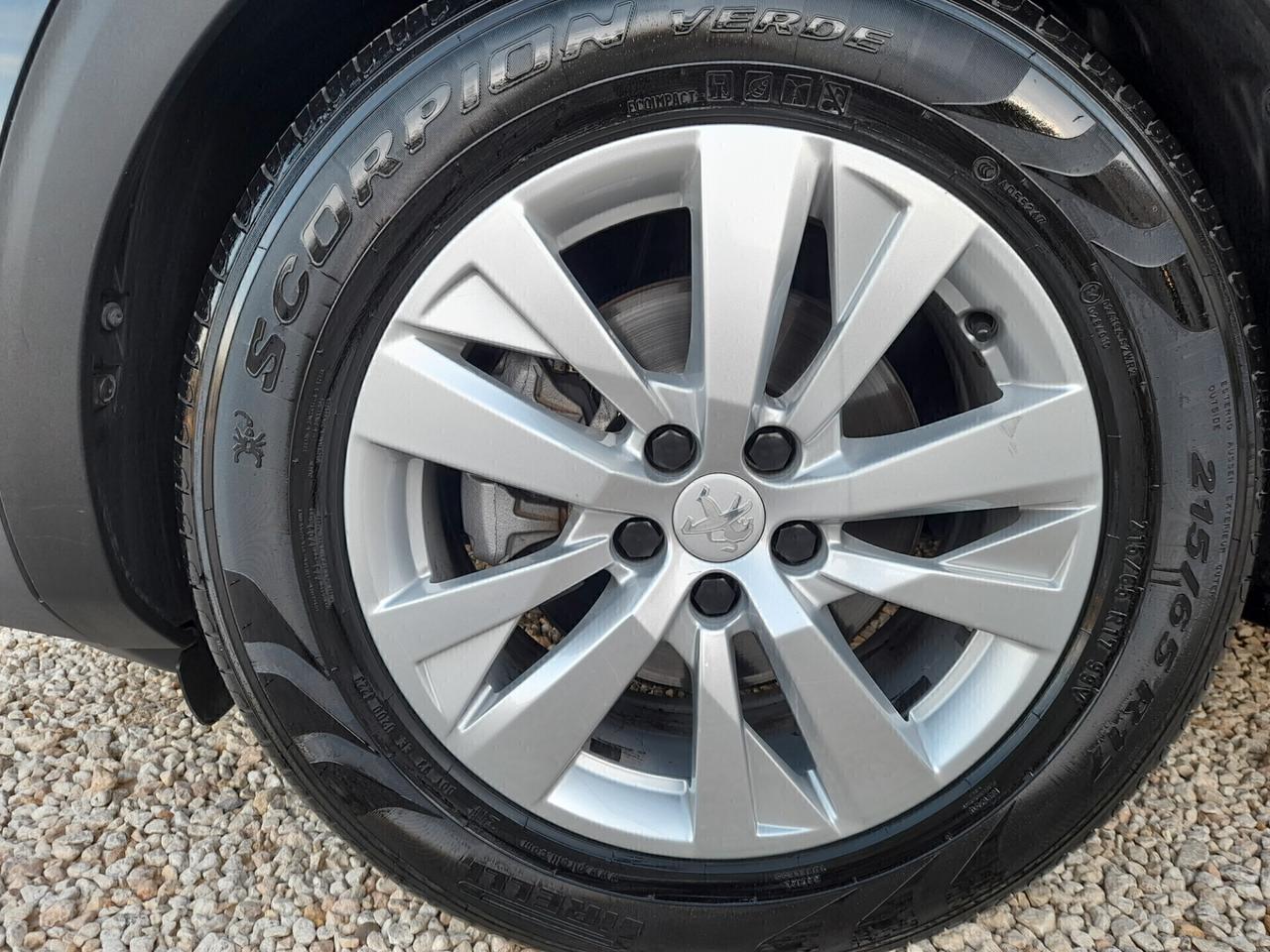 Peugeot 3008 BlueHDi 130 CAMBIO MANUALE ANNO 2022