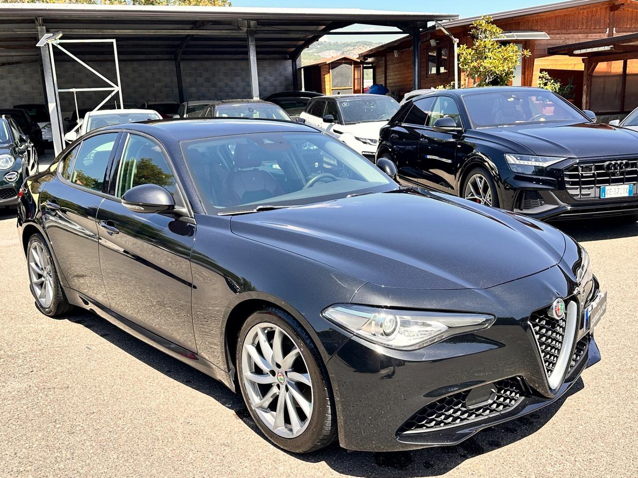 Alfa Romeo Giulia 2.2 Turbodiesel 180 CV Business Sport
