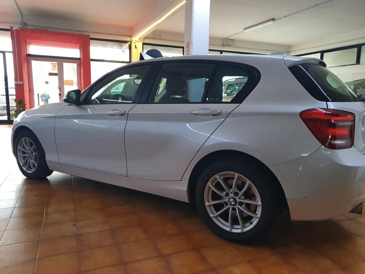 Bmw 118 118d 5p. Business