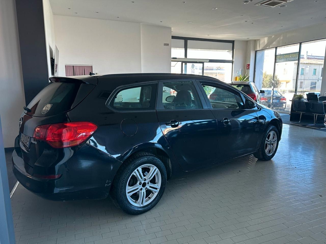 Opel Astra 1.4 Turbo 120CV Sports Tourer Cosmo