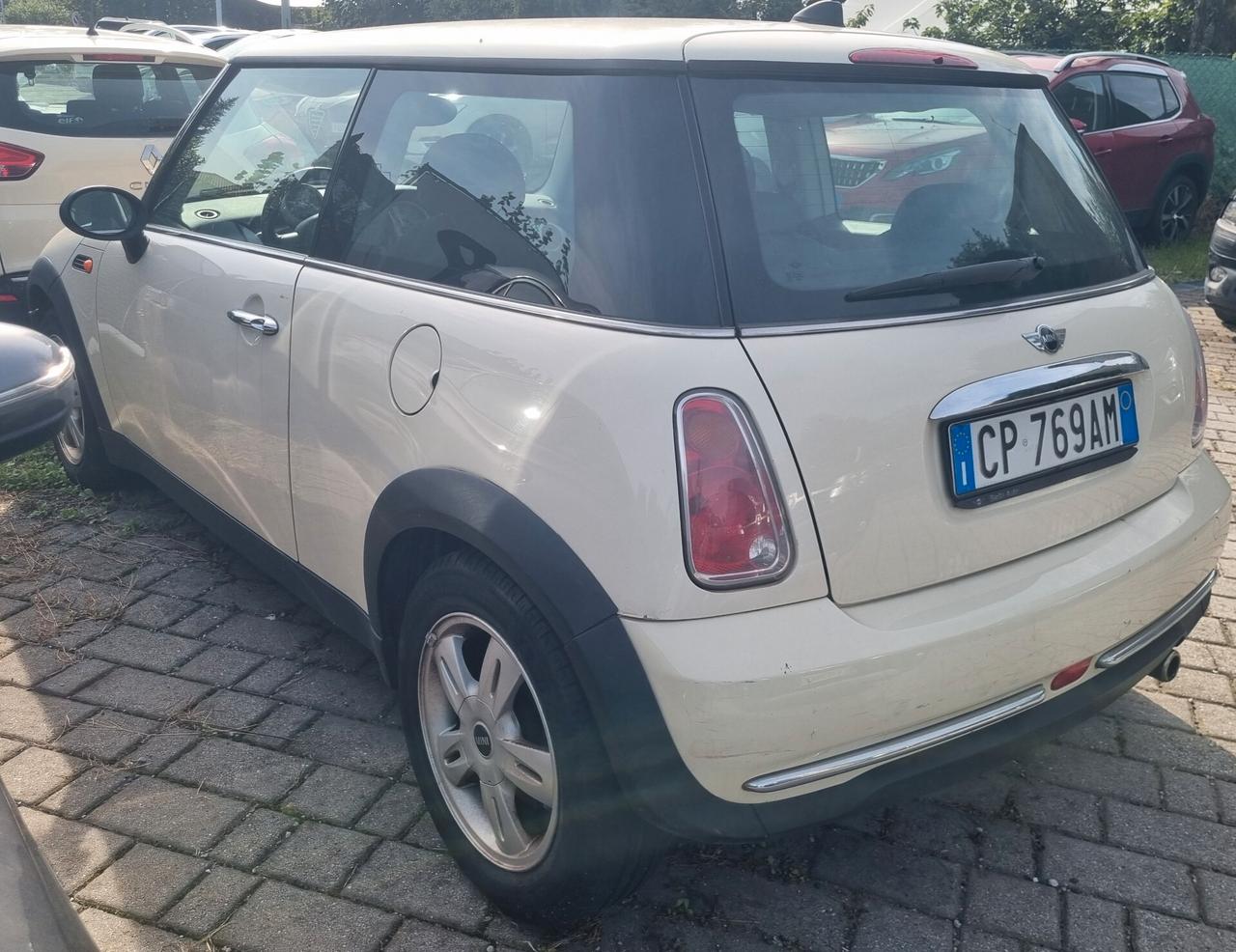 Mini 1.6 16V Cooper GUIDABILE DA NEOPATENTATI
