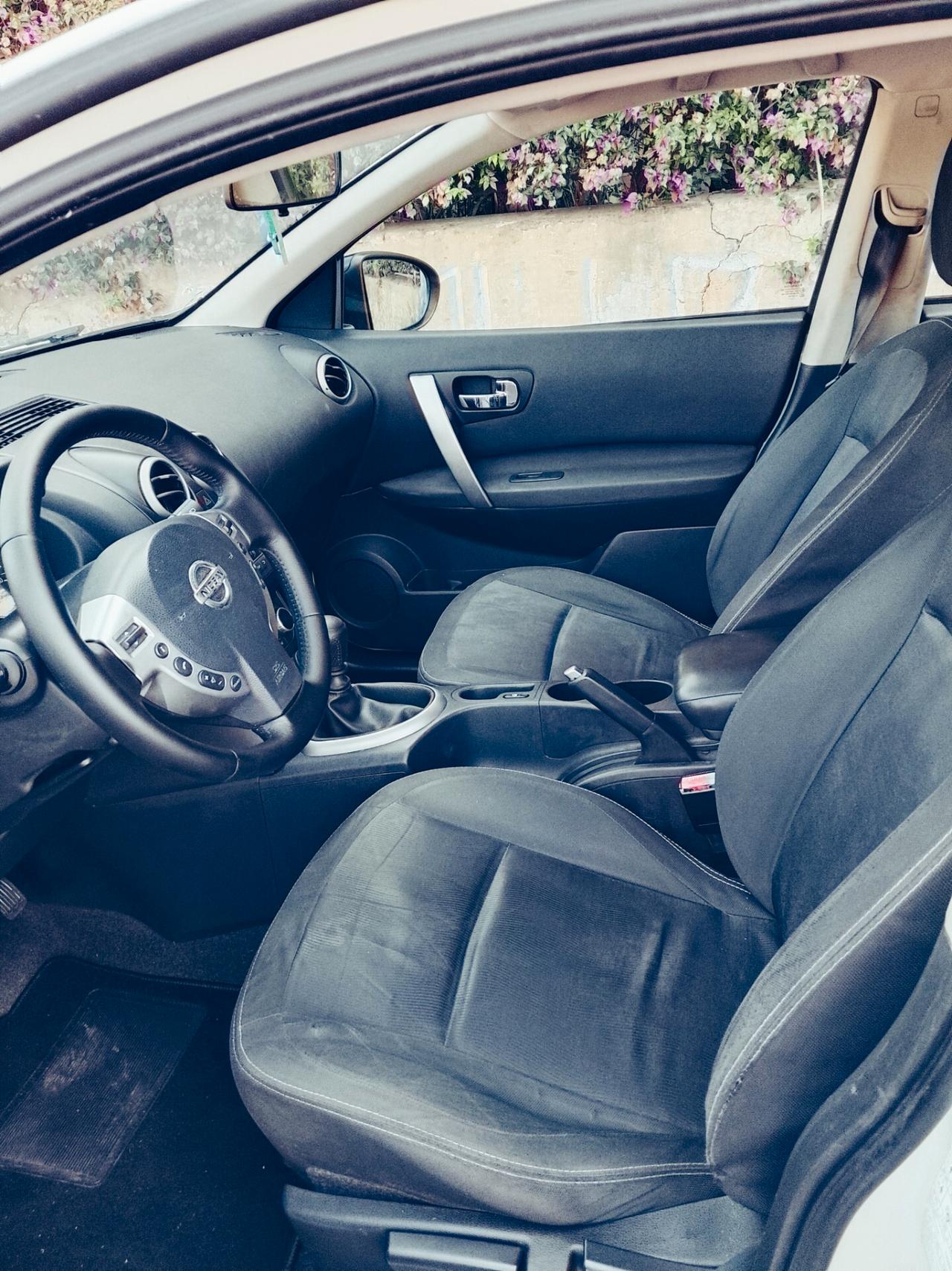 Nissan Qashqai 1.5 dCi DPF Tekna