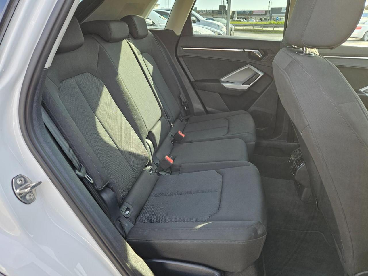 Audi Q3 35 TDI S tronic Business Advanced