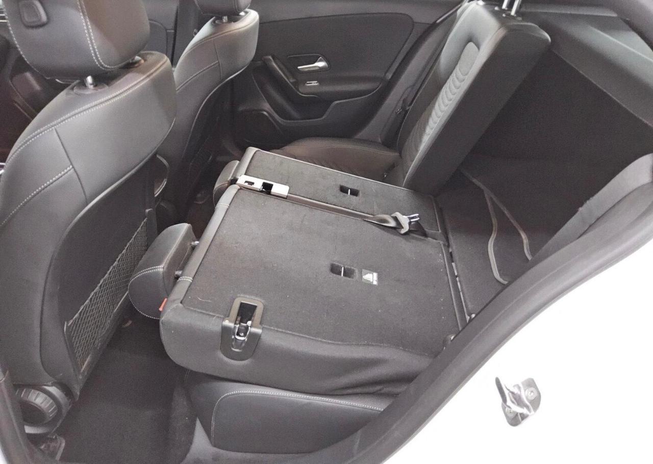 Mercedes-benz A 180Benzina Automatic Sport plus Led camera