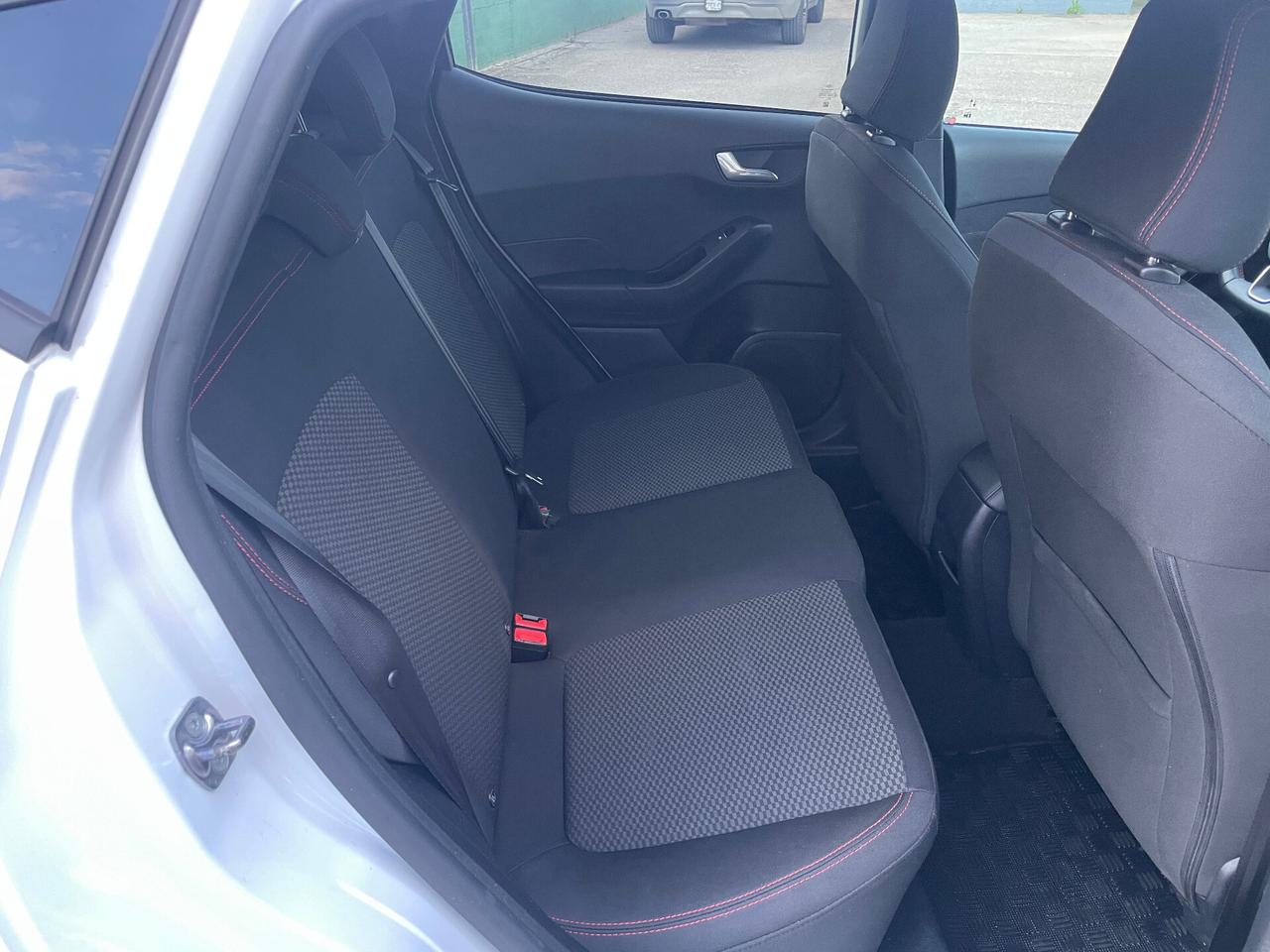 Ford Fiesta 1.0 Ecoboost Hybrid 125 CV 5 porte ST-Line