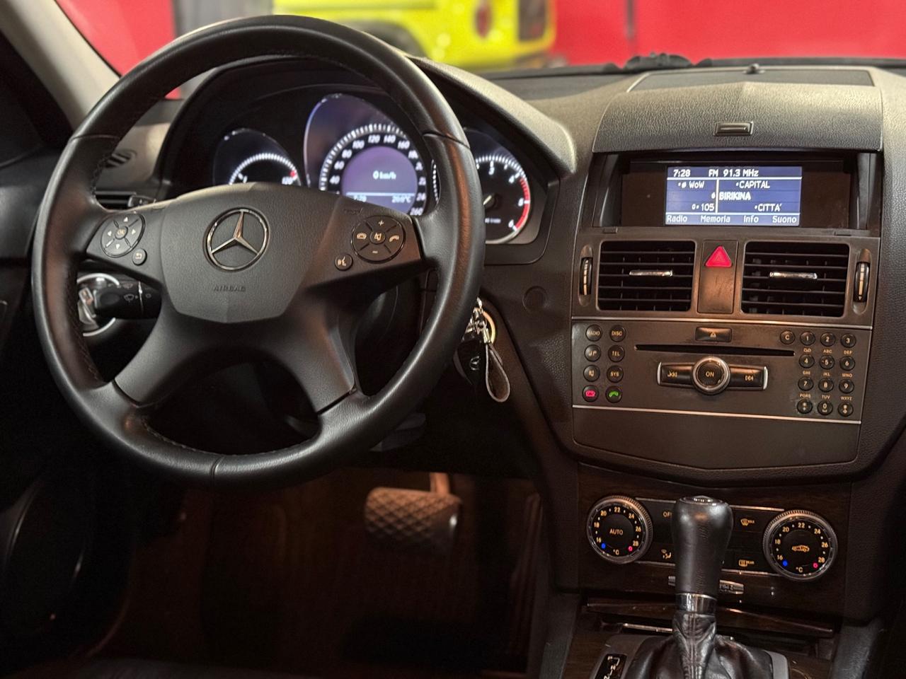 Mercedes-benz C 200 CDI BlueEFFICIENCY Avantgarde